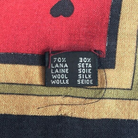 KRIZIA Italy Large Scarf Shawl Wool Silk Blend Red with Panda Print 52x52” - Picture 9 of 11